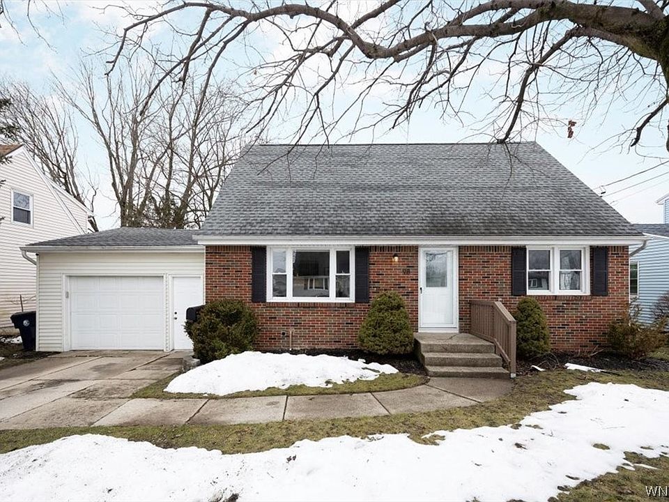 1st image of 98 Smith Dr