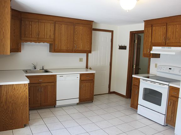 Eat in tiled kitchen