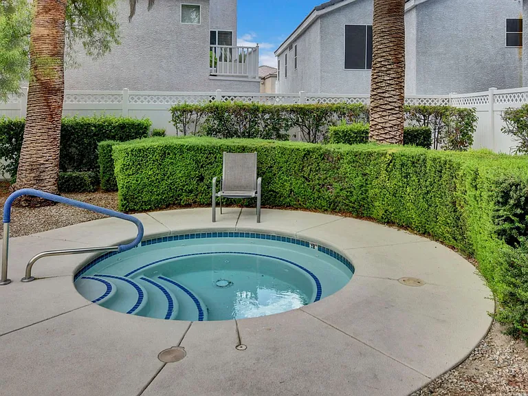10420 September Flower St — Photo 46