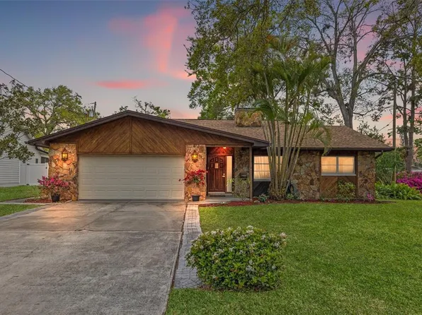 4950 26th Ave N, Saint Pete, FL 33710