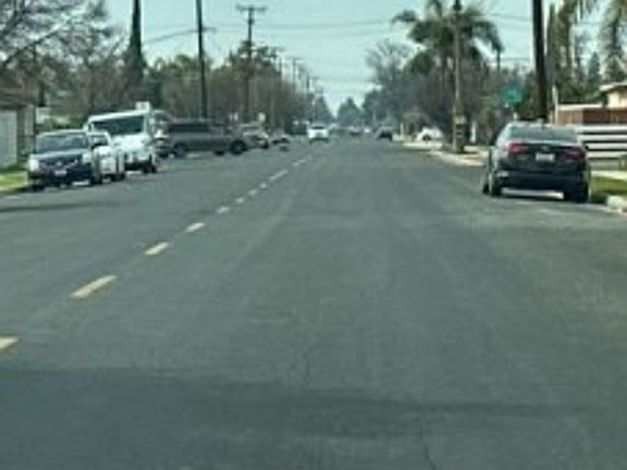 Exterior Neighborhood (street photo)