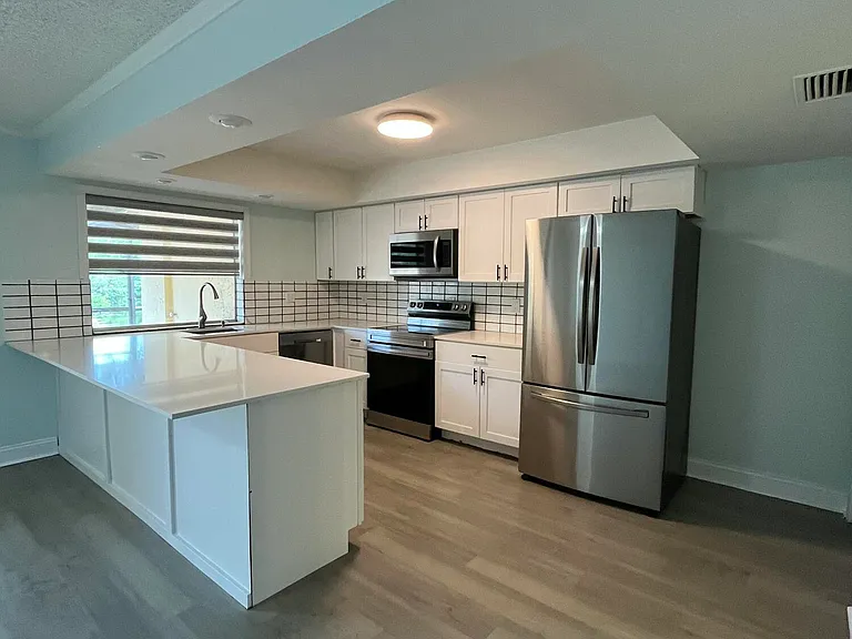 4305 Coral Springs Dr #2H — Photo 5