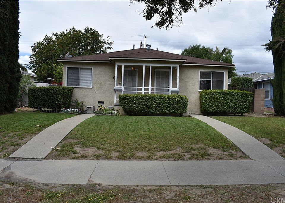 2nd image of 3711 3713 Cherry Ave