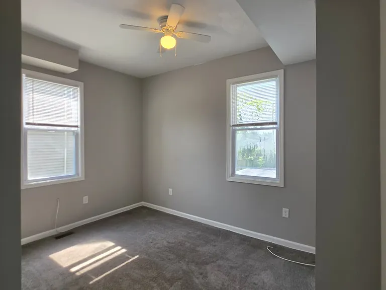 3909 Fleetwood Ave — Photo 48