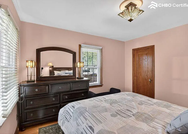 Front bedroom (main floor)