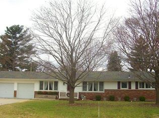 1061 Yellowstone Rd, Xenia, OH 45385