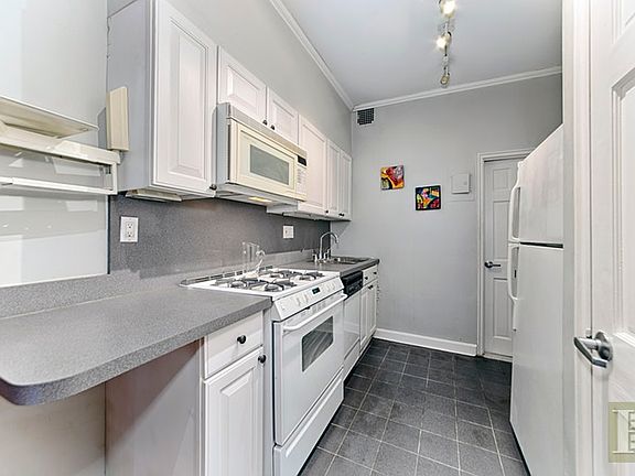 5th image of 419 E 78th St APT 2A