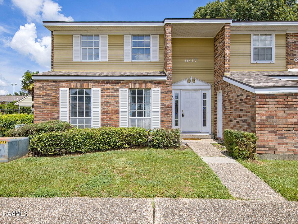 1st image of 200 Lodge Dr APT 607