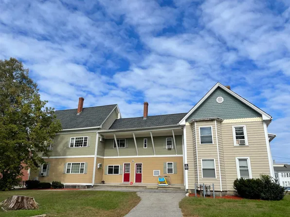 82 3rd St APT 2E, Manchester, NH 03102