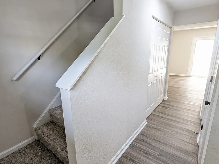1879 Ferrell Dr — Photo 2
