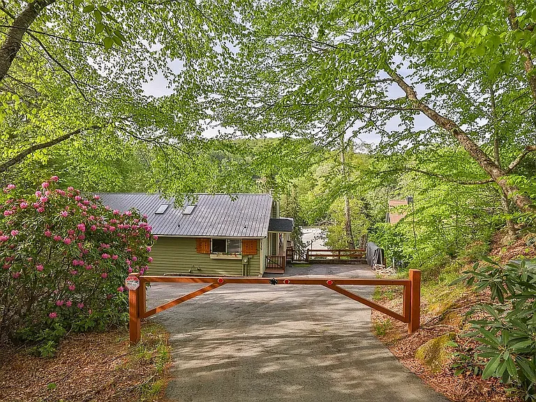 119 Heavens Gate Ln — Photo 50