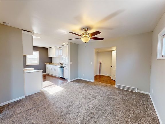 3rd image of 436 E 322nd St