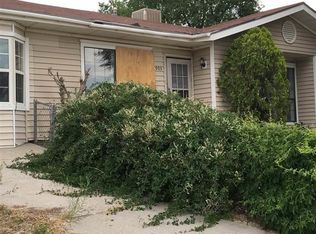 407 Wagon Rd, Gallup, NM 87301