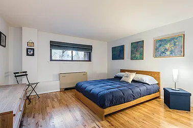 Sold by NY Casa Group