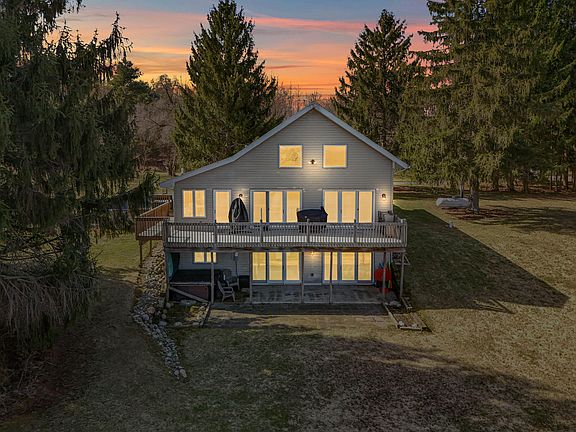 2nd image of 2175 Bird Lake Rd S