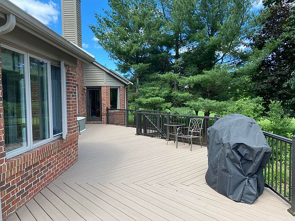 3rd image of 3970 Klais Dr