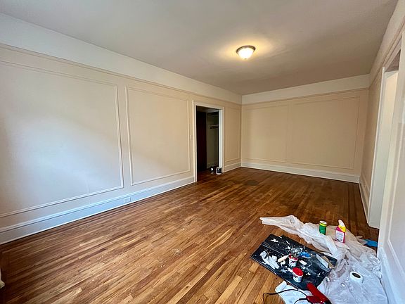 3rd image of 43-20 41st St #3R