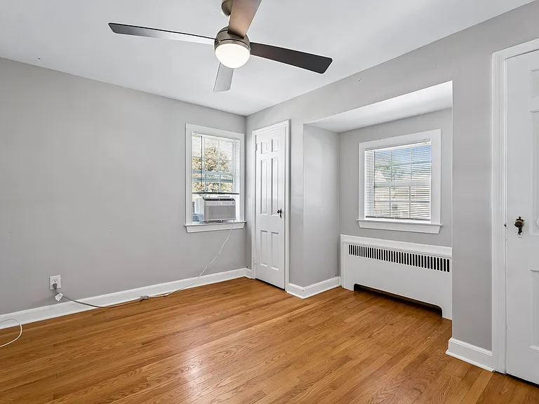 406 Pine Ave — Photo 26
