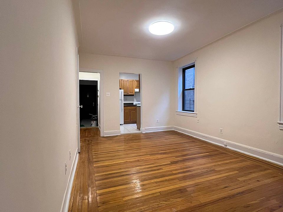 1st image of 4515 43rd Ave APT 3B