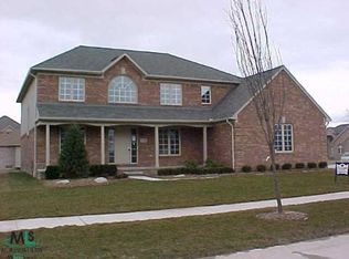 16698 English Garden Dr, Update, MI 48044