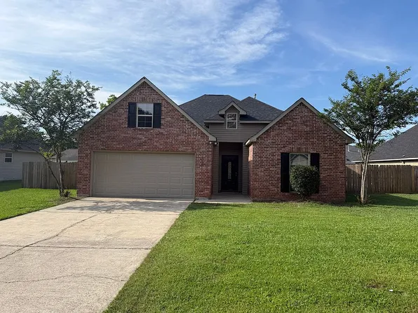 22165 Fen St, Ponchatoula, LA 70454