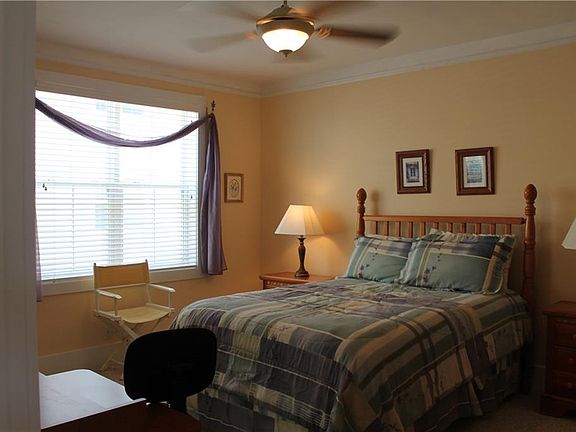 5th image of 107 Shady Brook Cir Unit 100
