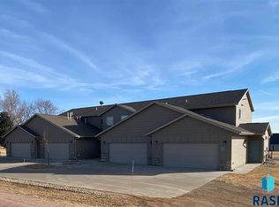 23746 461a Ave #2, Wentworth, SD 57075
