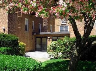 126 Church St APT 4H, New Rochelle, NY