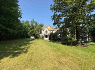31 Emerson Ln, Hollis, NH 03049