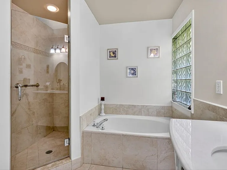 1520 S Club Dr — Photo 16