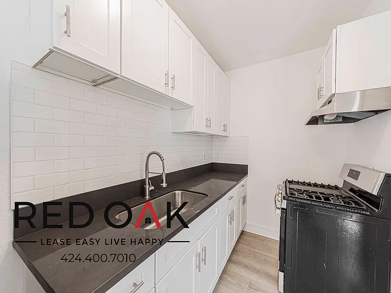 816- 822 S Park View St — Photo 18