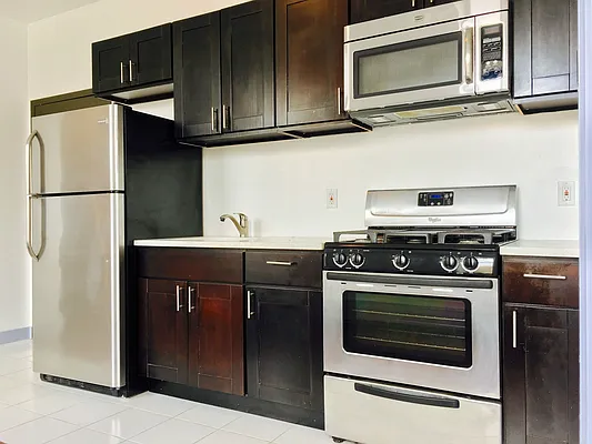 Rented by Keller Williams NYC | media 22