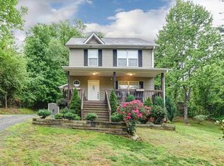 25 Puckett Rd, Asheville, NC 28806
