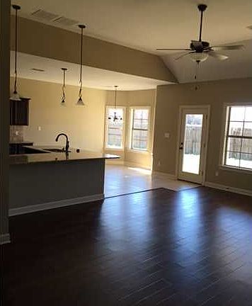5th image of 4799 Rosewood Cv