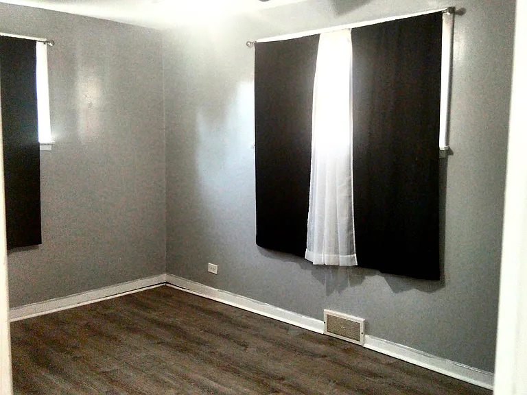900 W Vermont Ave — Photo 6