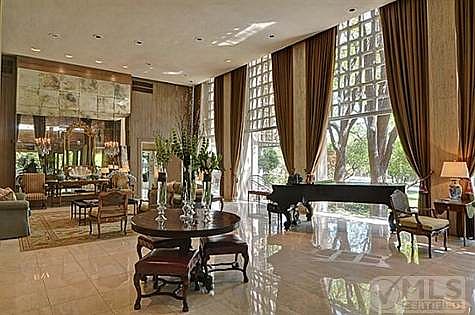 3rd image of 3525 Turtle Creek Blvd APT 10D