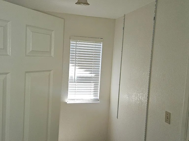 3713 E Orangeburg Ave — Photo 13