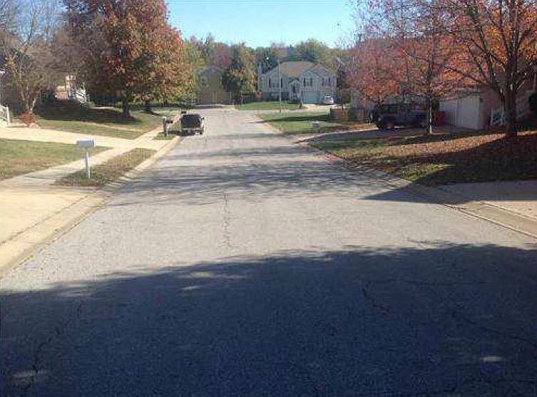 2nd image of 109 NE Eastwood Dr