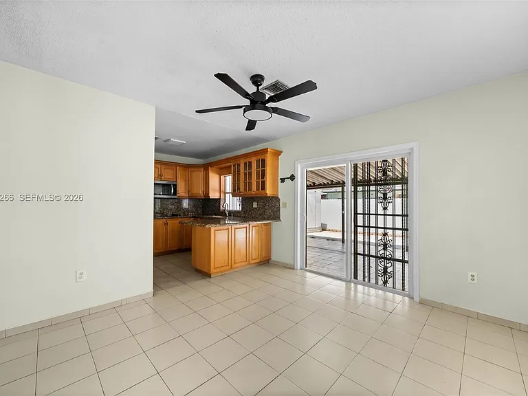 13 SW 97th Pl — Photo 8