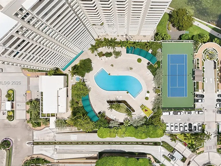 888 Brickell Key Dr #2010 — Photo 41