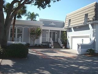 1st image of 5917 Chanteclair Dr