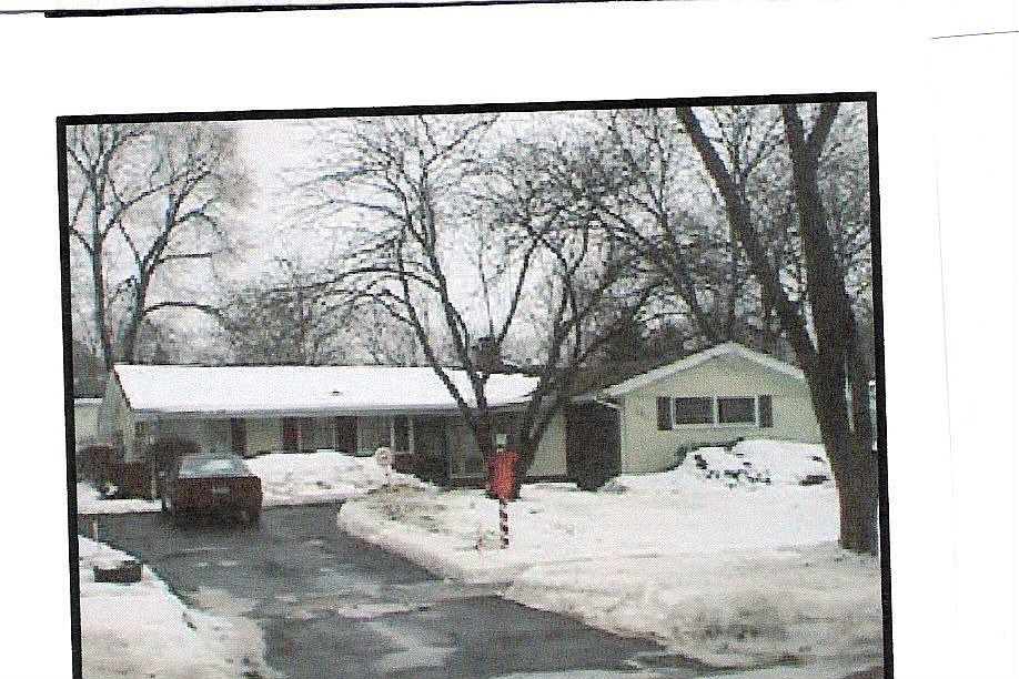 1st image of 121 Westover Ct