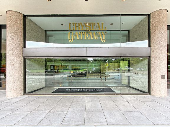 4th image of 1300 Crystal Dr APT 303S