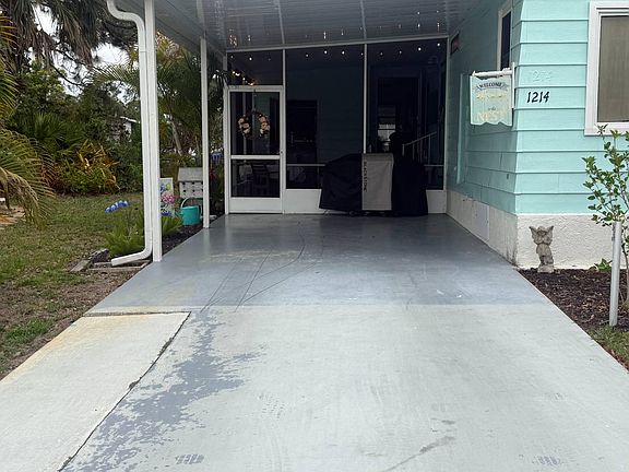 4th image of 1214 Hispanola Way