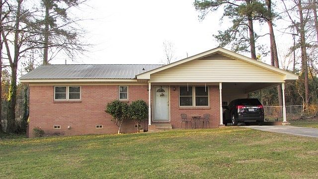 1st image of 610 Arcadia Ct
