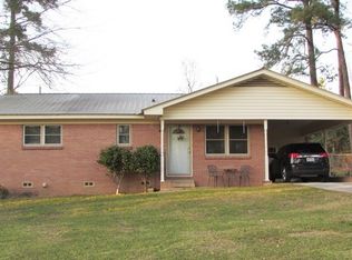 610 Arcadia Ct, Center, TX 75935