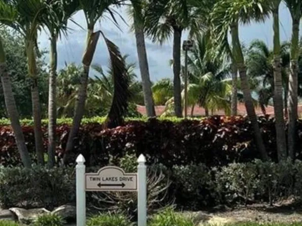 10076 Twin Lakes Drive #38-E, Coral Springs, FL 33071