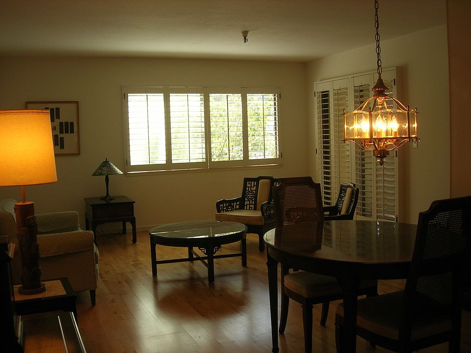 Airy and Elegant Living