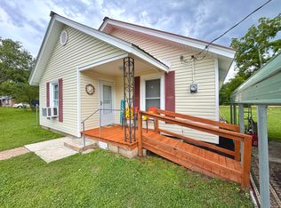 325 Broadwater Ln, Batesville, AR 72501