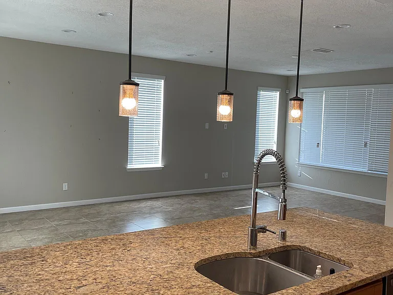 4122 Sumac Dr NW — Photo 7